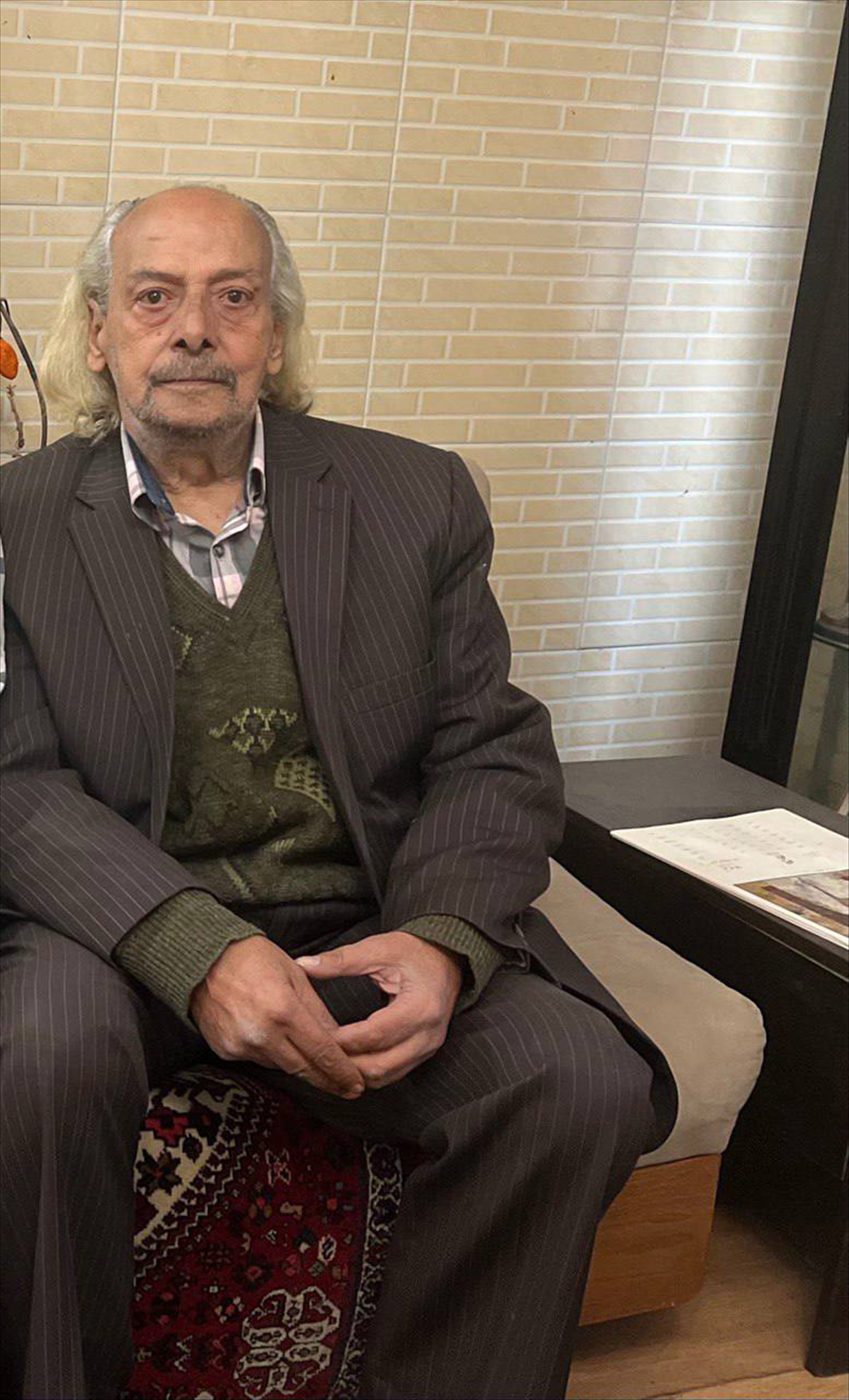 بلاتکلیفی پیکر شهرام شاهرختاش
